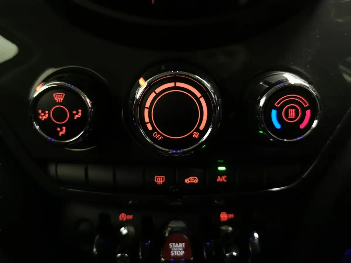 2019-mini-countryman-20td-cooper-d-sport-ss-all4-big-14