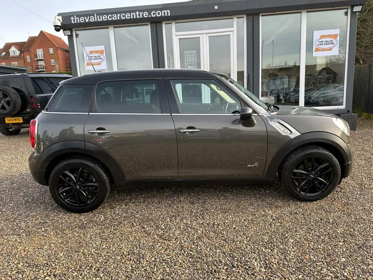 2014-mini-countryman-16-cooper-122bhp-4x4-all4-big-1