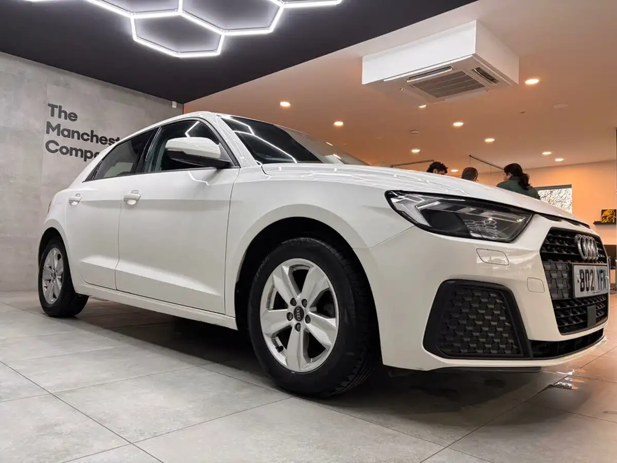 2021-audi-a1-10-30-tfsi-technik-110ps-s-tronic-big-3