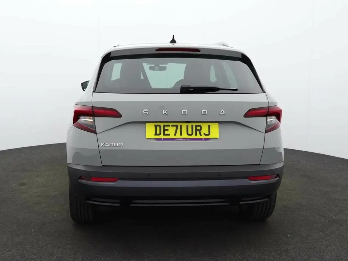 2022-skoda-karoq-10-tsi-se-l-big-3
