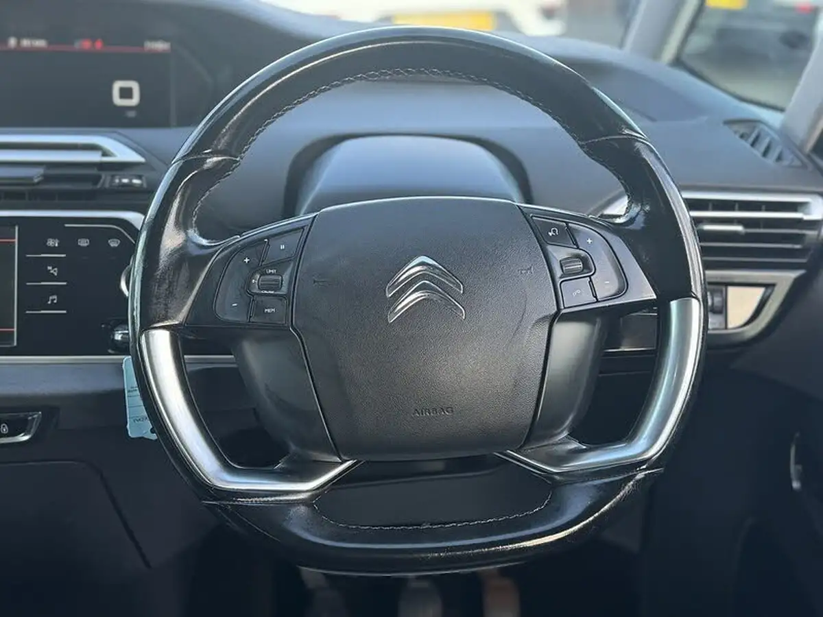 2018-citroen-grand-c4-spacetourer-15bluehdi-flair-big-29