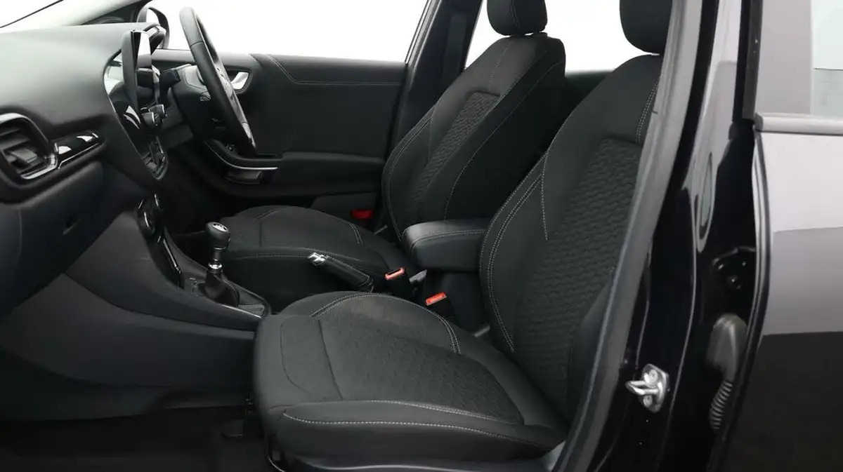 2022-ford-puma-suv-10-titanium-125ps-big-13
