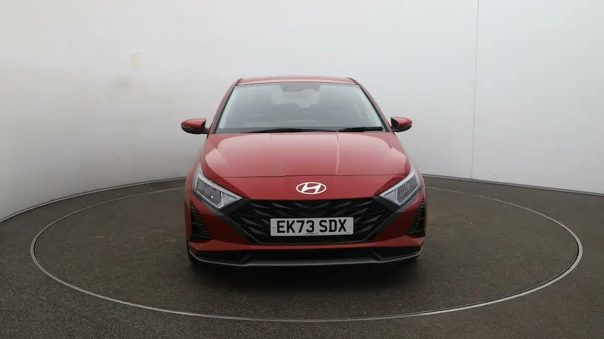 2024-hyundai-i20-10-t-gdi-premium-big-2