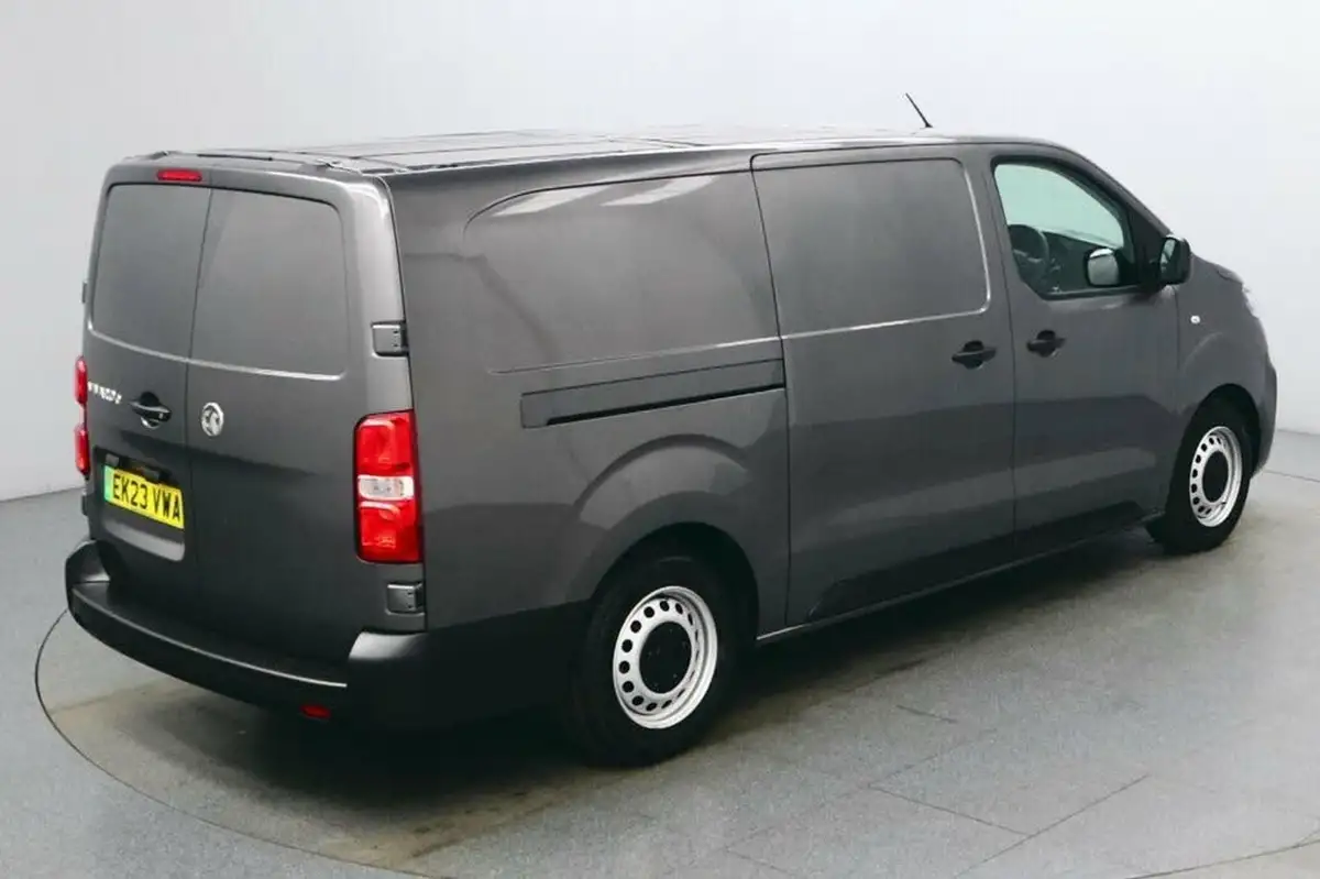 2023-vauxhall-vivaro-e-3100-50kwh-l2h1-dynamic-big-4