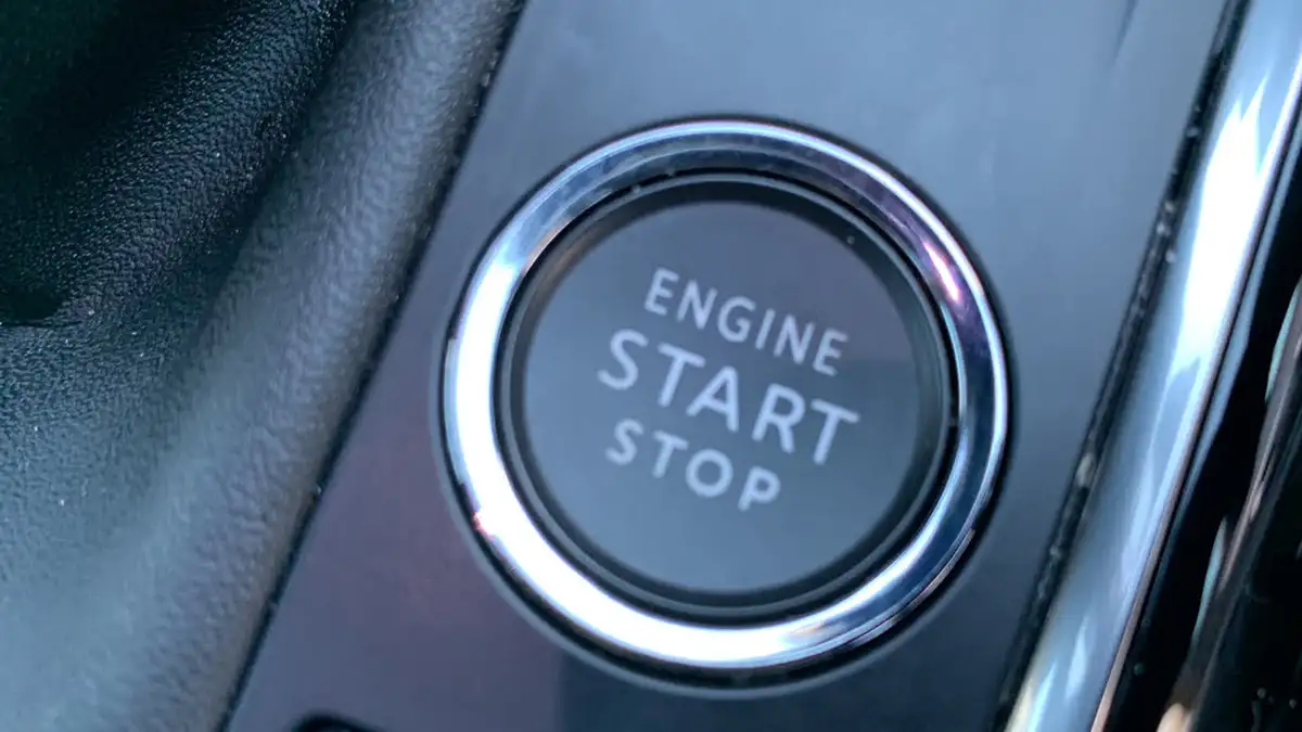 2021-peugeot-3008-suv-12-puretech-gt-big-39