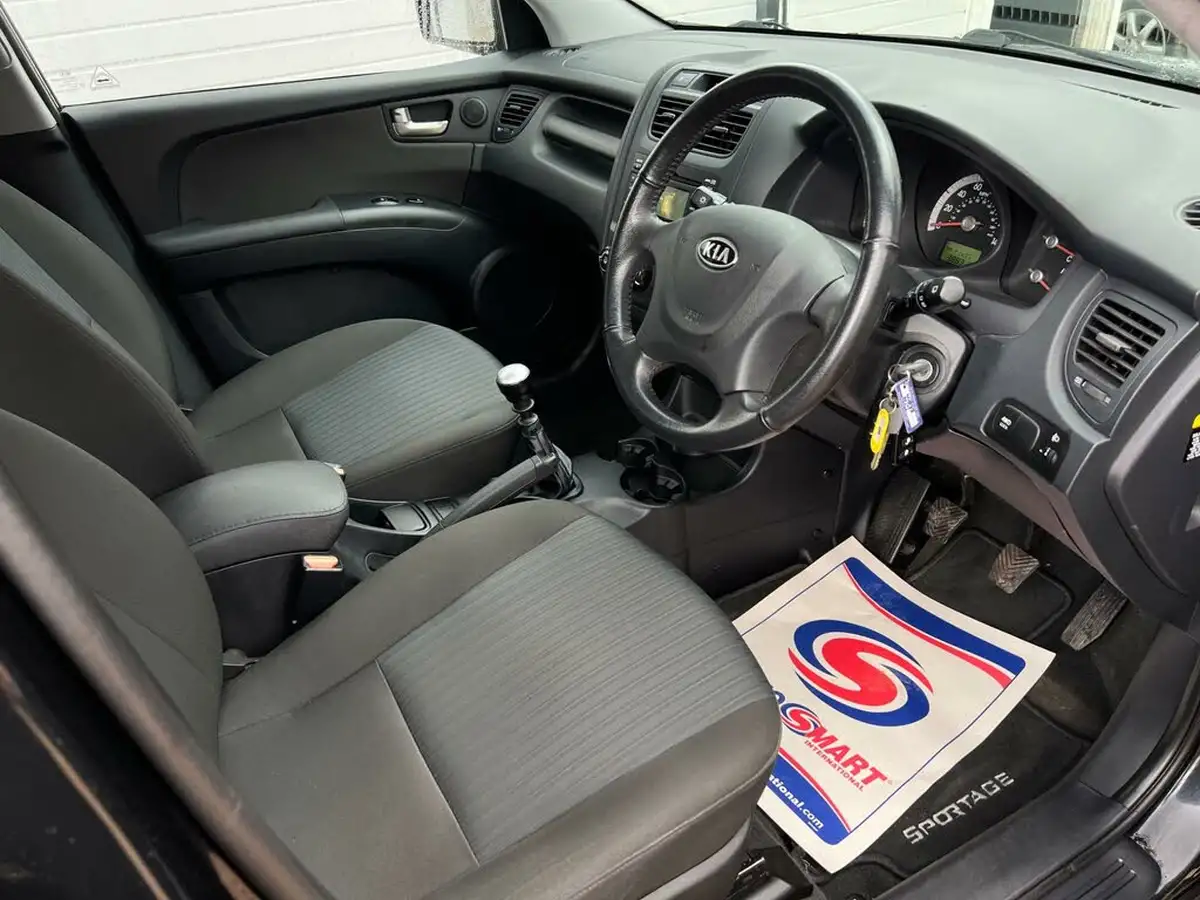2010-kia-sportage-20td-xe-4wd-big-28