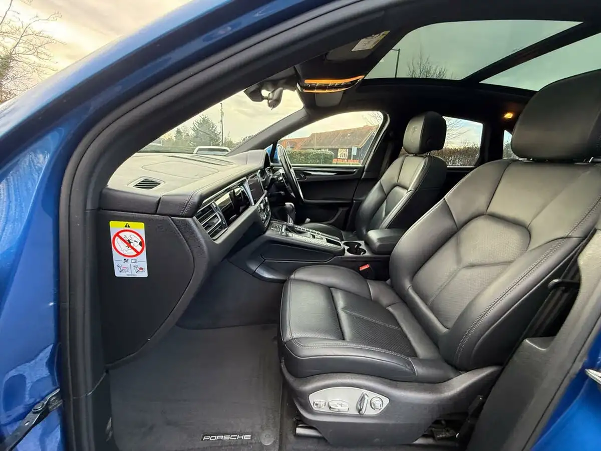 2019-porsche-macan-20-big-11