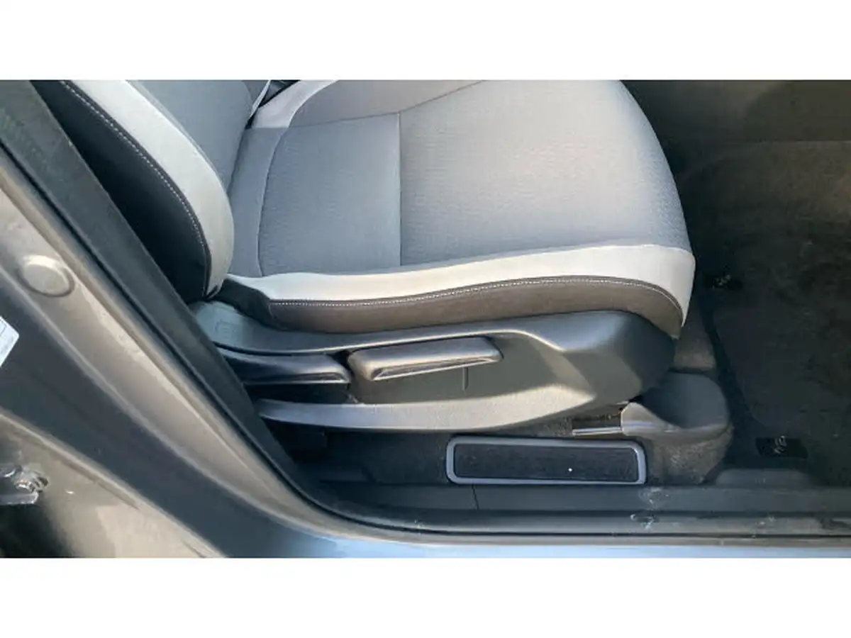 2021-honda-jazz-15-i-mmd-ex-109ps-big-21