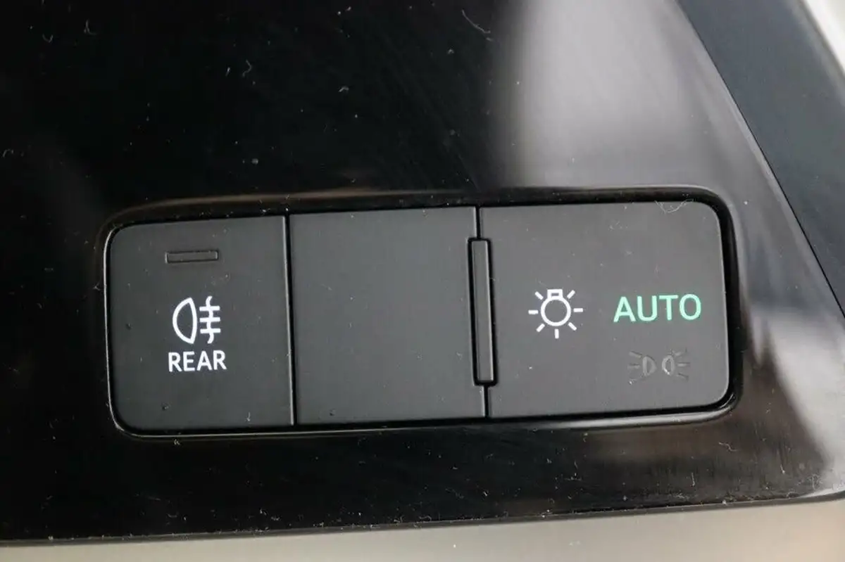2023-audi-a3-10-30-tfsi-technik-s-tronic-big-7