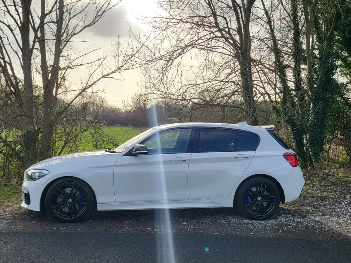 2019-bmw-1-series-30-m140i-shadow-edition-5d-big-24