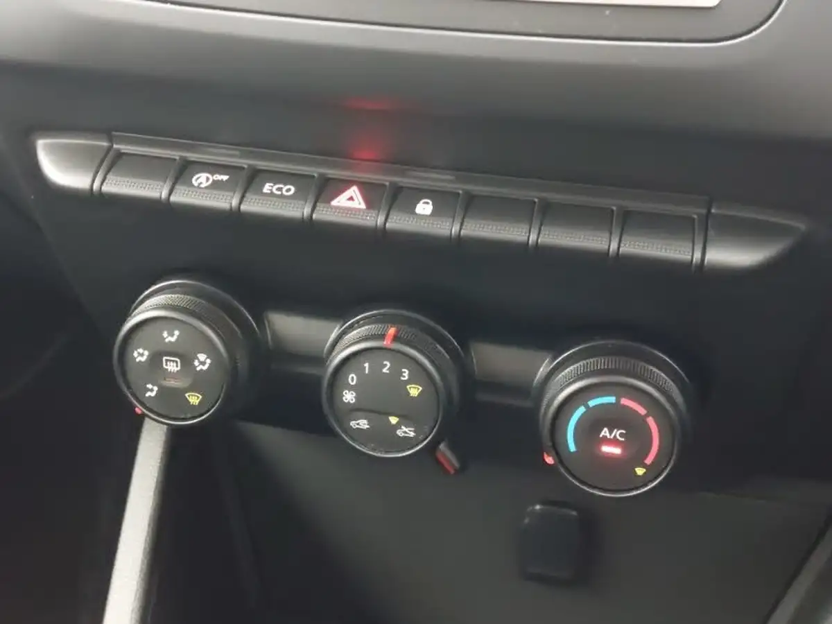 2019-dacia-duster-16-sce-essential-big-16