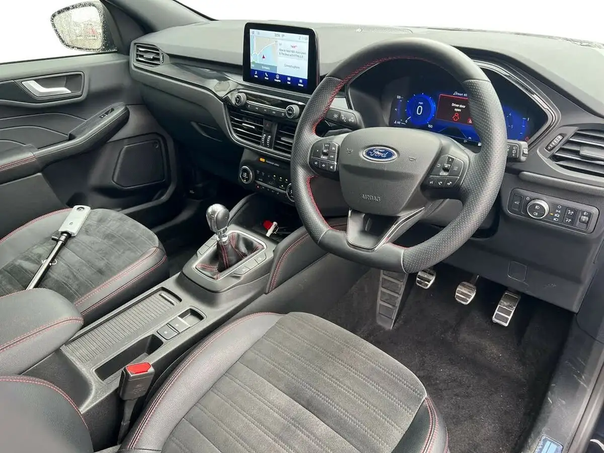 2022-ford-kuga-15-st-line-x-edition-big-4