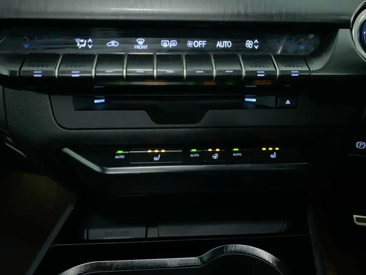 2019-lexus-ux-250h-20-f-sport-premium-plus-packsun-e-four-big-24