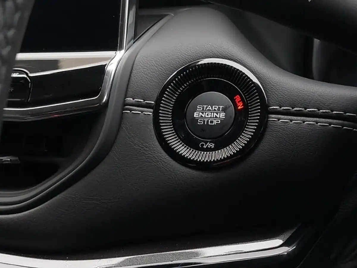2024-jeep-compass-15-altitude-big-16