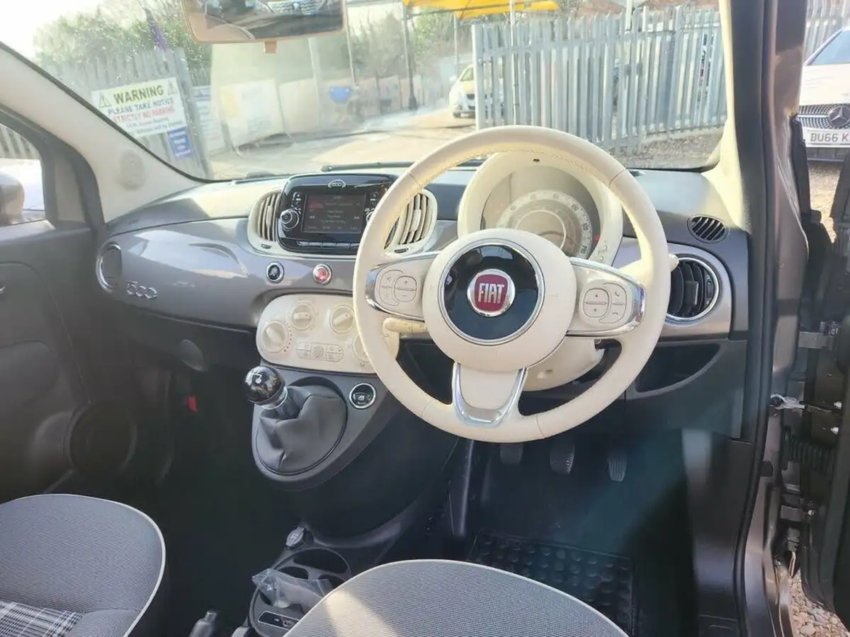 2019-fiat-500-12-lounge-ss-big-13