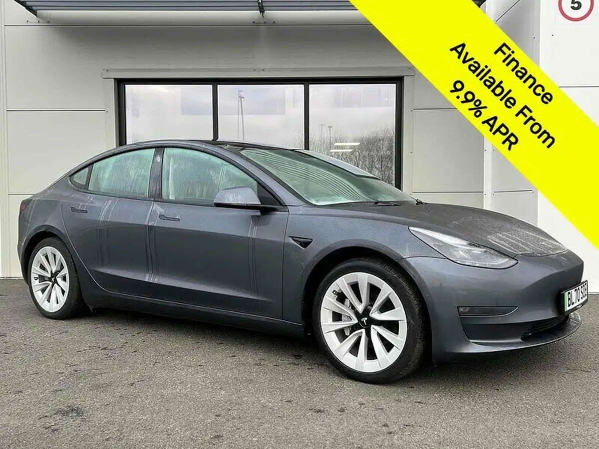 2020-tesla-model-3-e-long-range-big-0