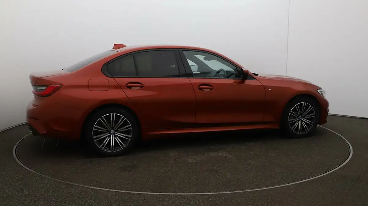2020-bmw-3-series-20-330e-m-sport-tech-pack-saloon-4d-big-50