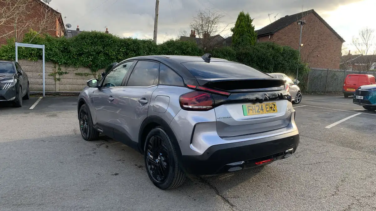 2024-citroen-c4-e-e-series-156ps-54kwh-big-4