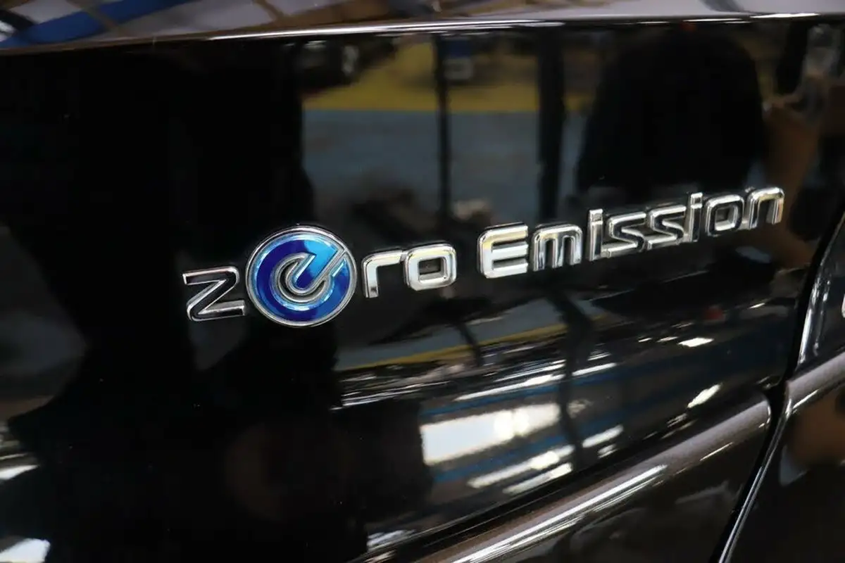 2020-nissan-leaf-e-n-connecta-big-5
