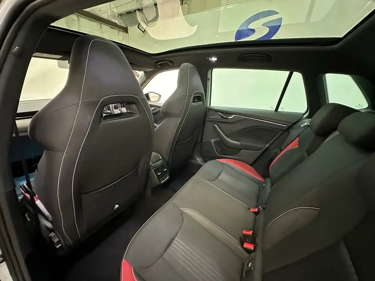 2021-skoda-kamiq-10-tsi-monte-carlo-109ps-dsg-big-30
