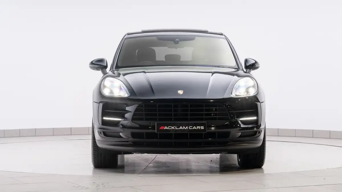 2021-porsche-macan-30-s-big-4
