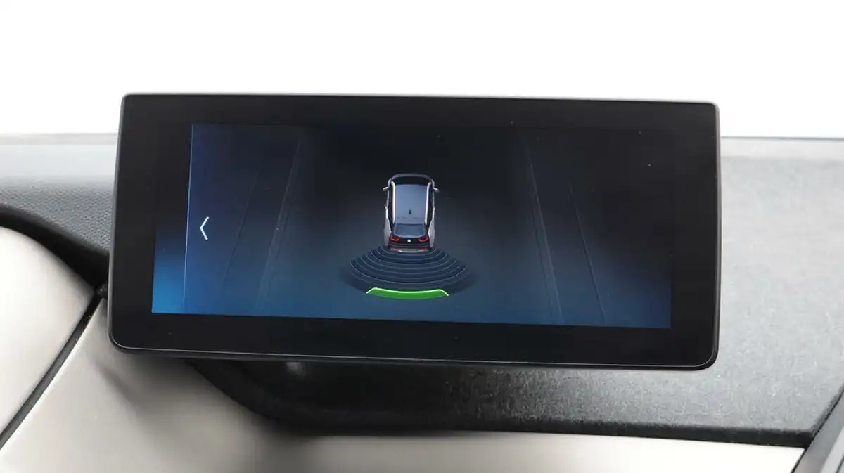 2019-bmw-i3-big-23