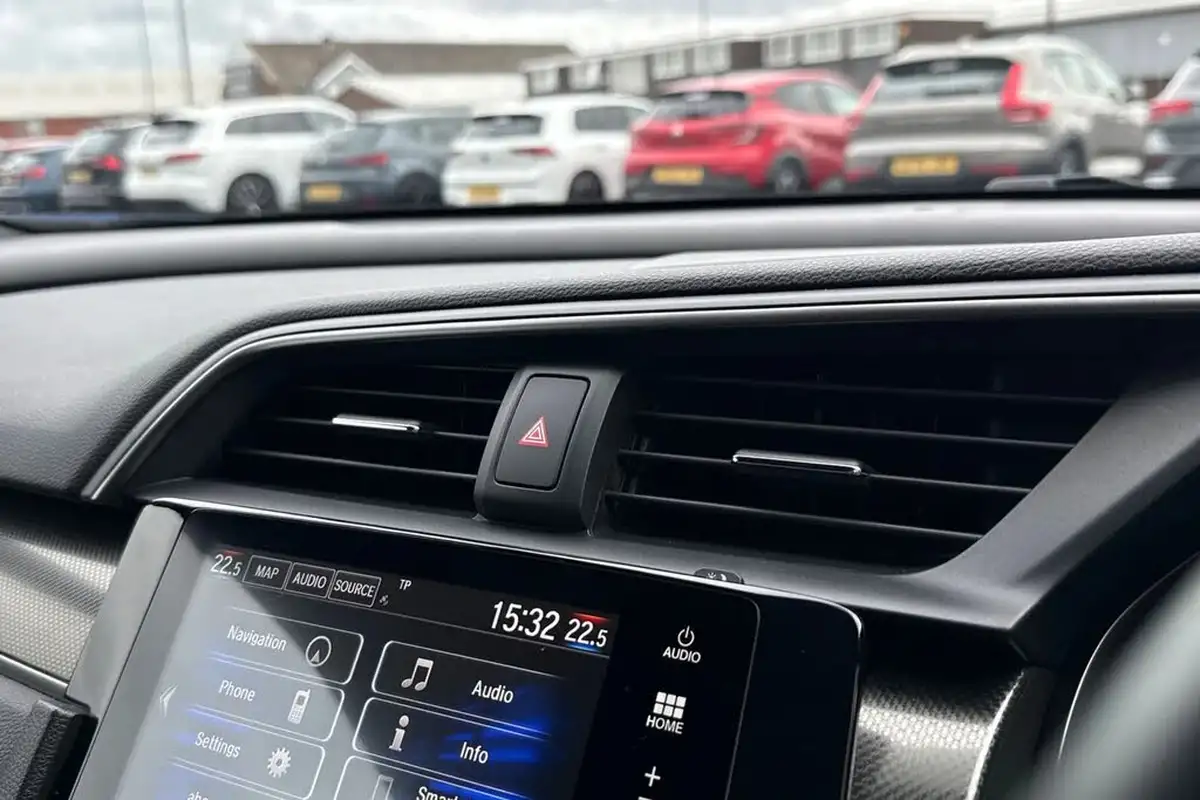 2019-honda-civic-10-vtec-turbo-ex-ss-hatchback-5d-cvt-big-42