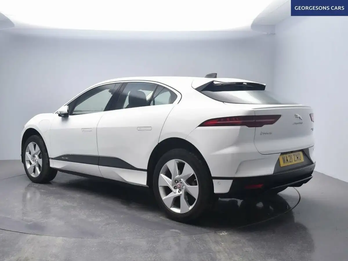 2021-jaguar-i-pace-ev400-se-big-1