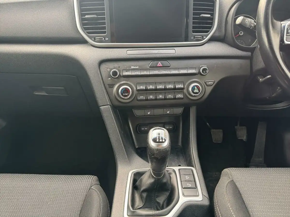 2021-kia-sportage-16-gdi-2-big-10