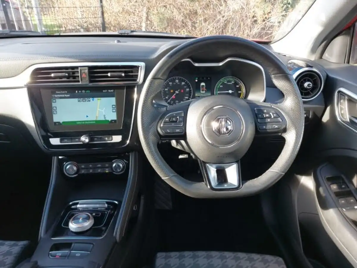 2020-mg-zs-suv-e-excite-ev-big-6