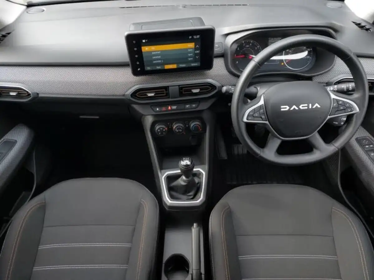 2023-dacia-sandero-stepway-10-tce-expression-90bhp-big-2