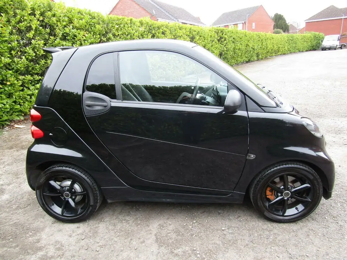 2014-smart-fortwo-10-grandstyle-plus-84bhp-coupe-big-7