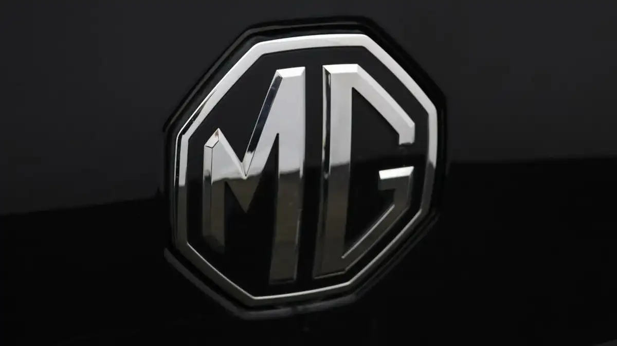 2022-mg-zs-suv-e-se-ev-156ps-long-range-big-19