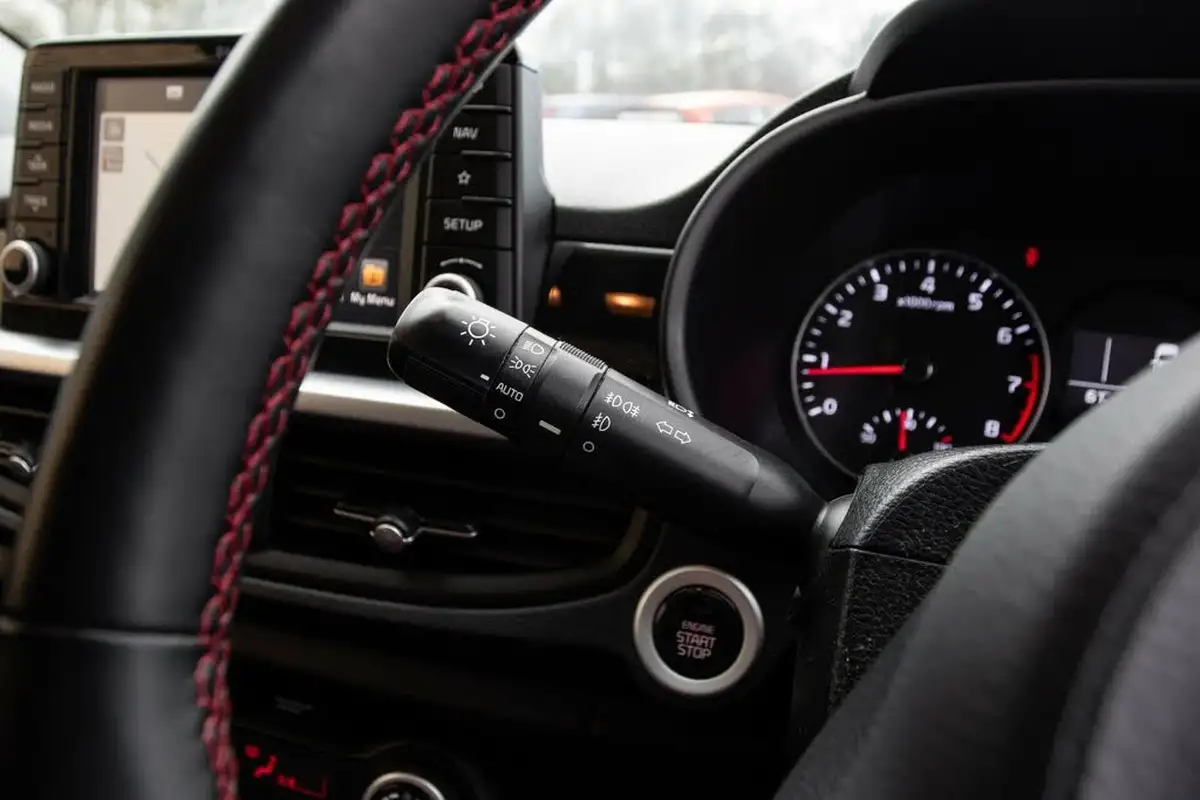 2017-kia-picanto-125-gt-line-s-big-18