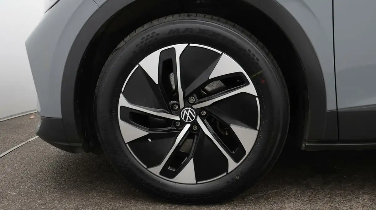 2022-volkswagen-id4-e-family-204ps-performance-big-18