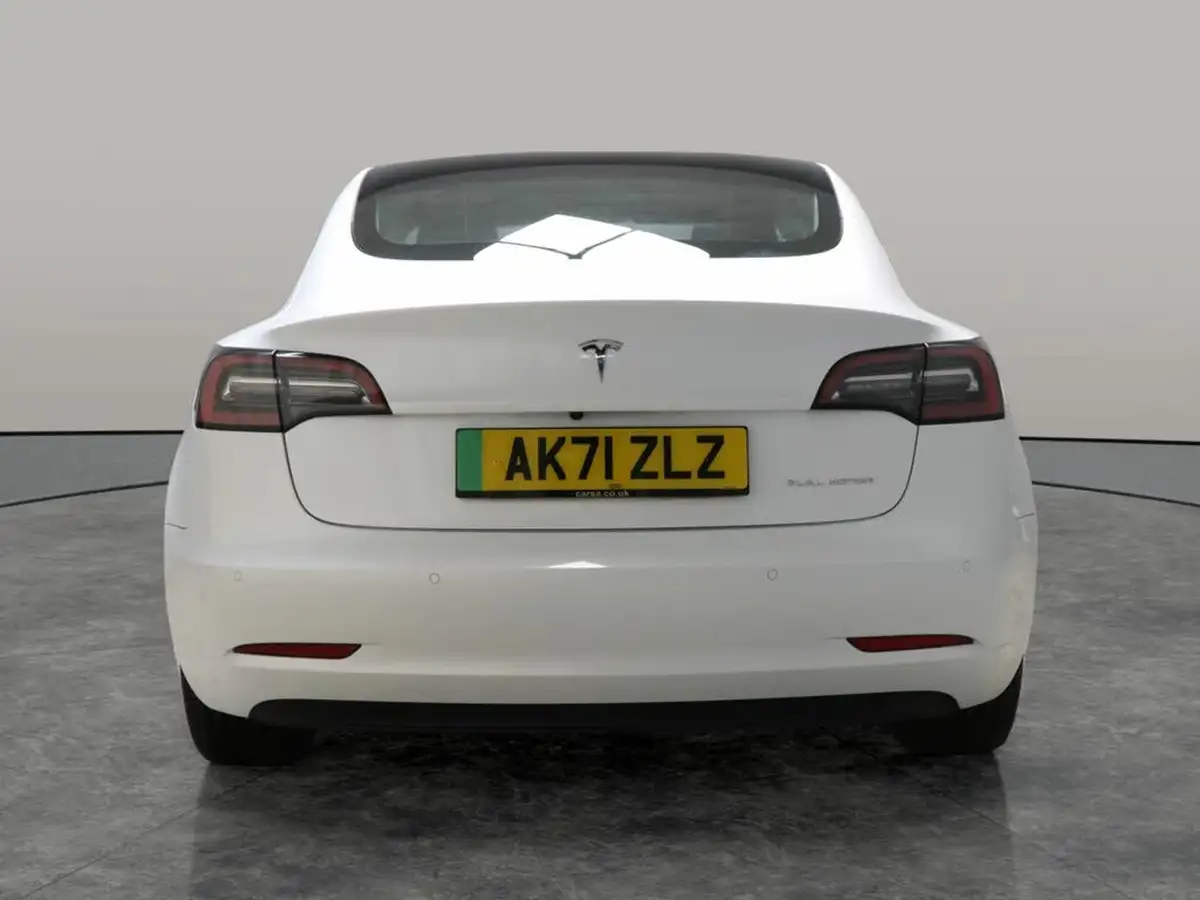 2021-tesla-model-3-e-long-range-awd-big-10