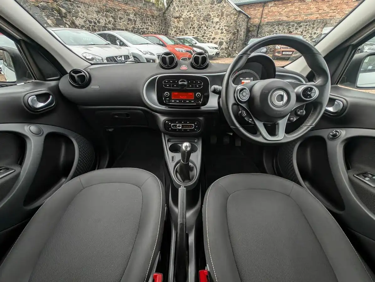 2018-smart-forfour-10-passion-71bhp-big-6
