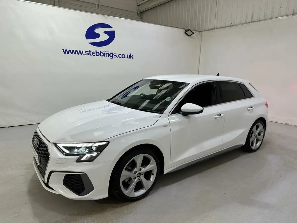 2022-audi-a3-15-35-tfsi-s-line-sportback-5d-big-3