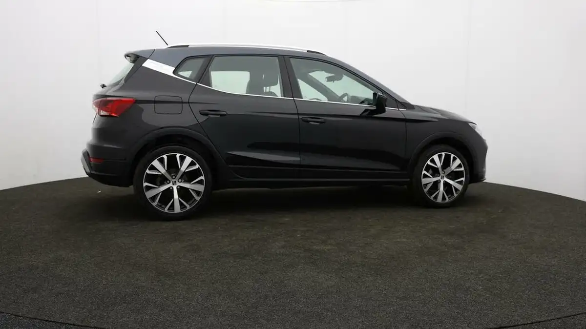 2022-seat-arona-10-tsi-xperience-lux-big-35