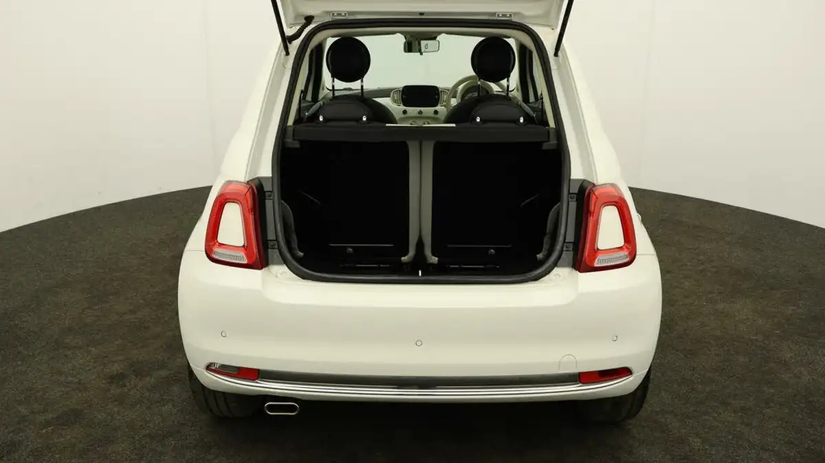 2022-fiat-500-10-dolcevita-big-16
