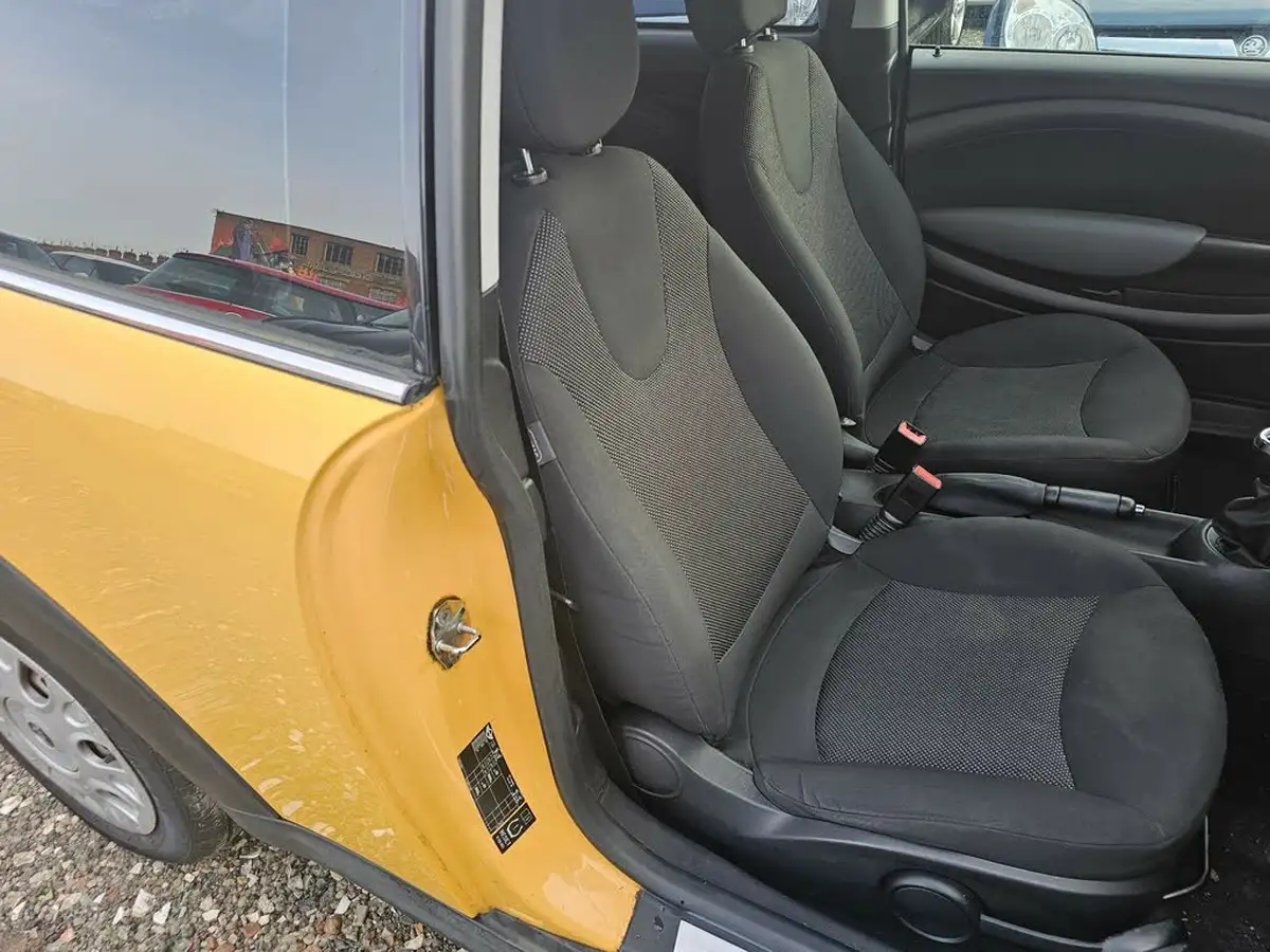 2009-mini-cooper-14-one-95bhp-big-11