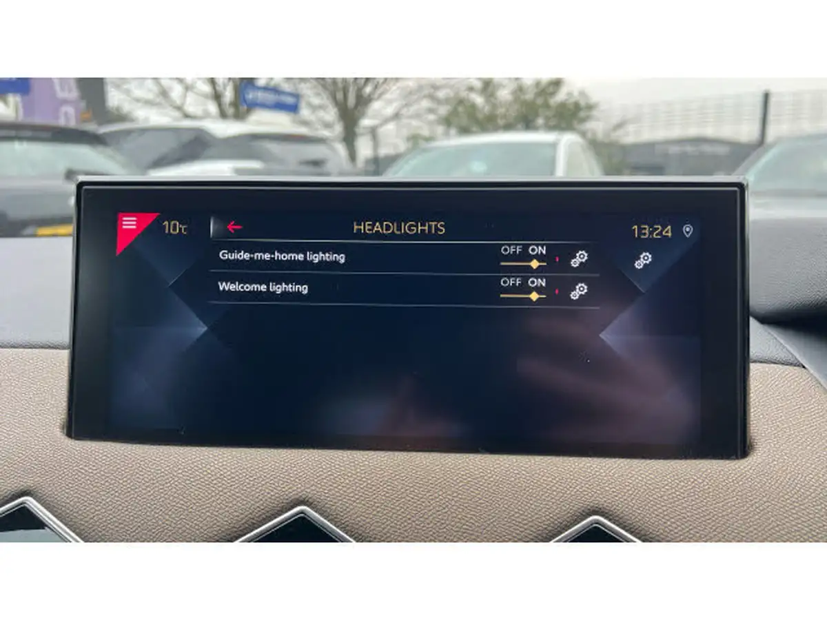 2019-ds-ds-3-crossback-12-puretech-prestige-155ps-eat8-big-41