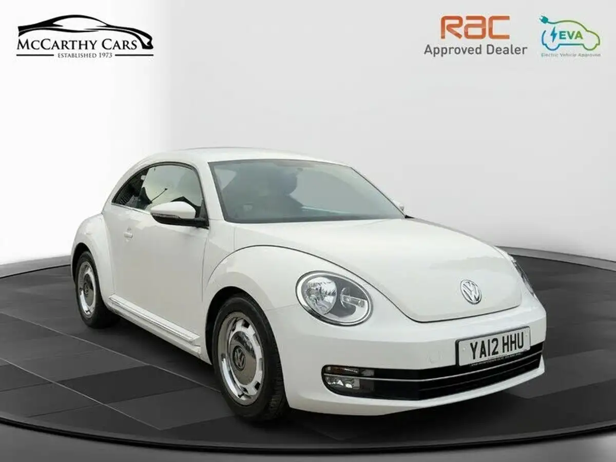 2012-volkswagen-beetle-12-design-105ps-hatchback-3d-1197cc-dsg-big-9
