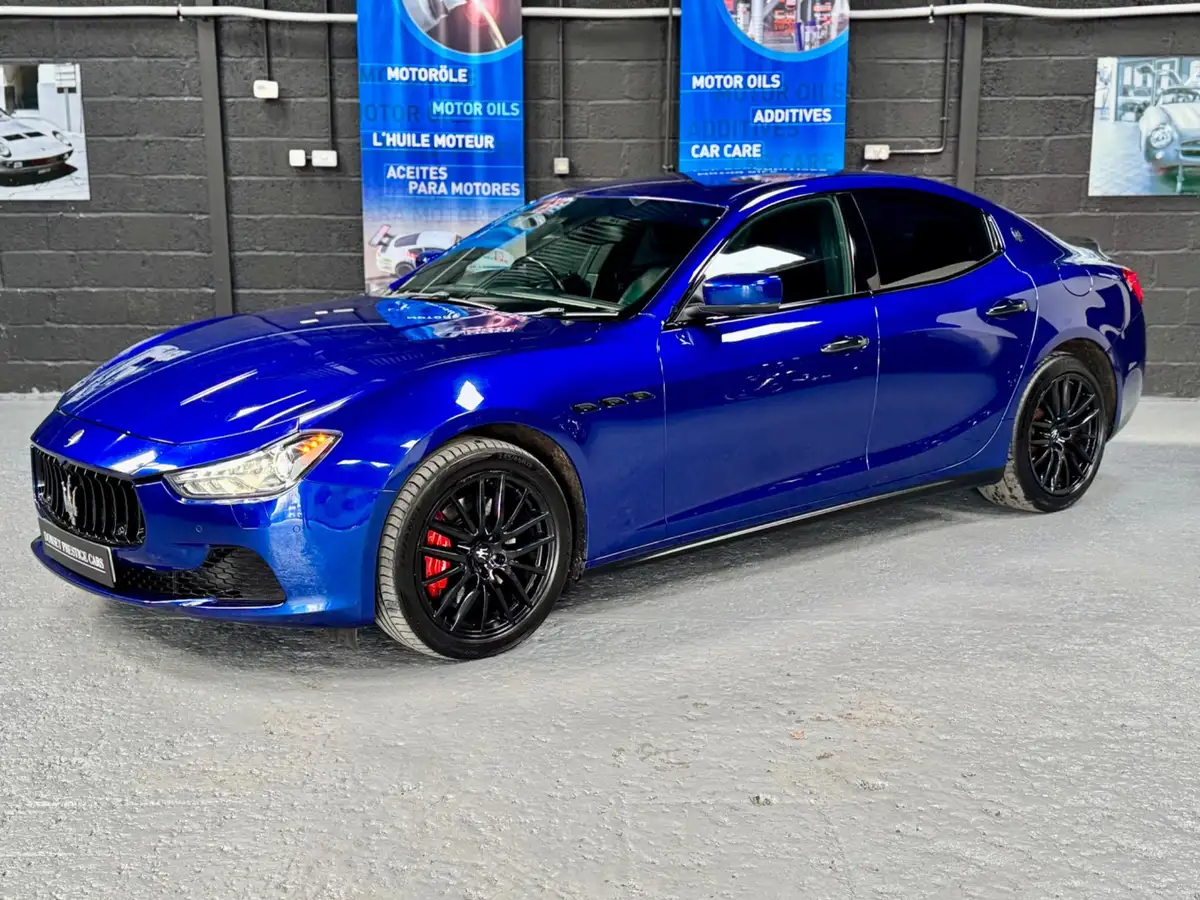 2014-maserati-ghibli-30td-big-39