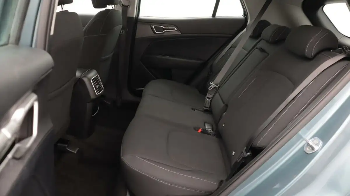 2023-kia-sportage-16-t-gdi-2-148bhp-big-16