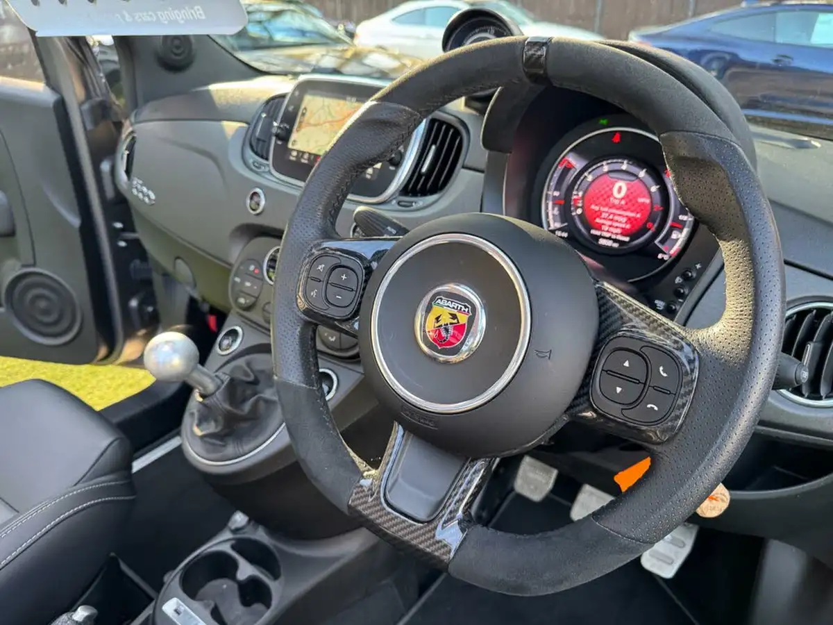 2020-abarth-500c-14-tjet-595c-competizione-big-47