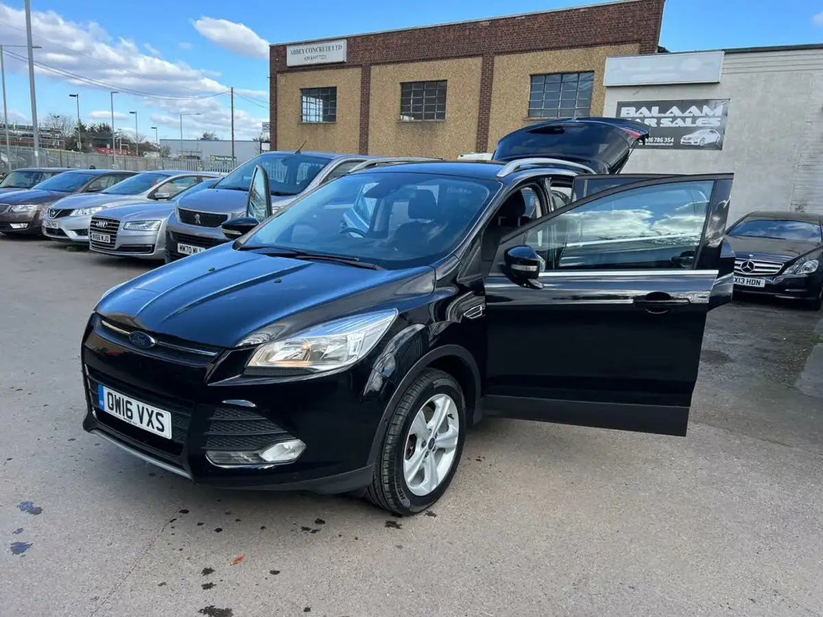 2016-ford-kuga-20tdci-zetec-awd-powershift-big-20