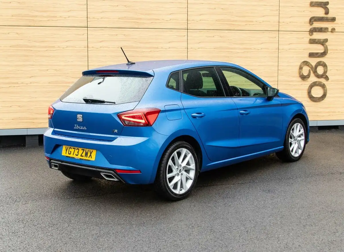 2023-seat-ibiza-10-mpi-fr-big-3