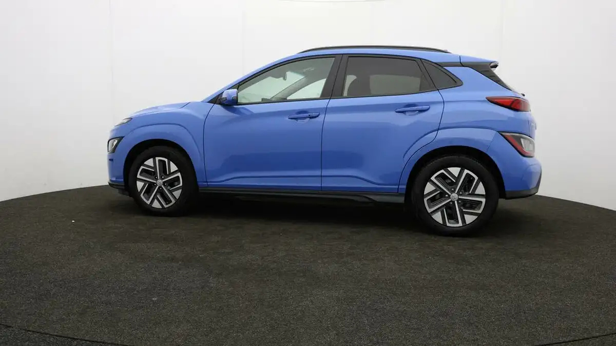 2022-hyundai-kona-e-premium-204ps-64kwh-7kw-obc-big-63