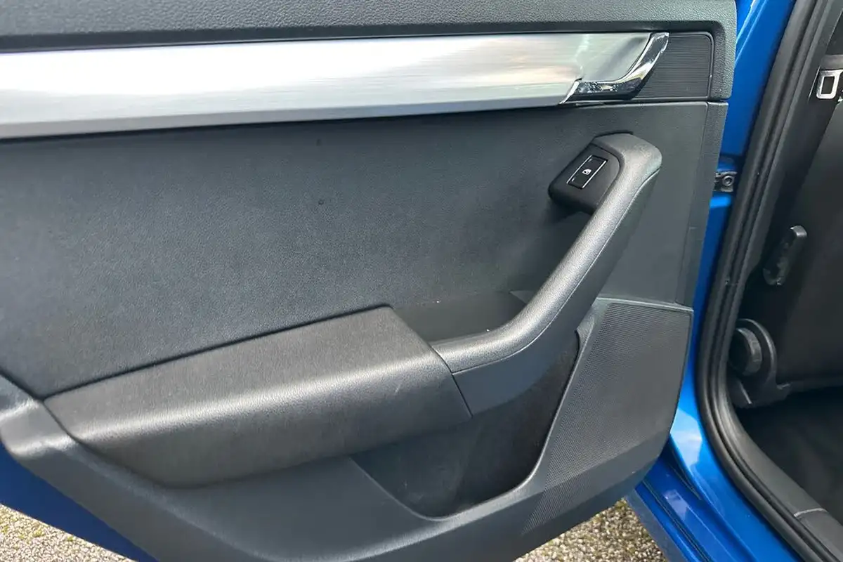 2018-skoda-octavia-14-tsi-se-estate-dsg-big-20
